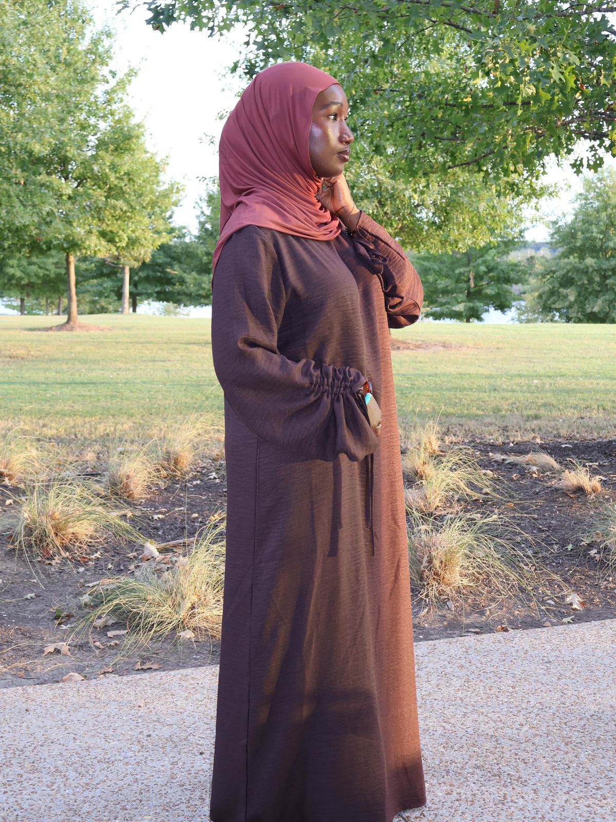 Rihla Scrunch Essential Abaya
