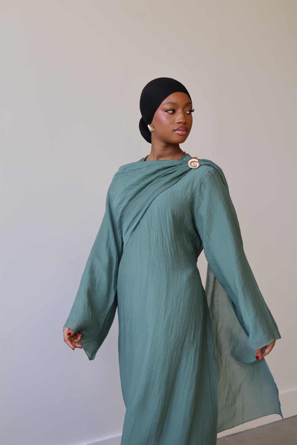 Modesty Overlay Layla Textured Overlay Dress – ModestyByMariama