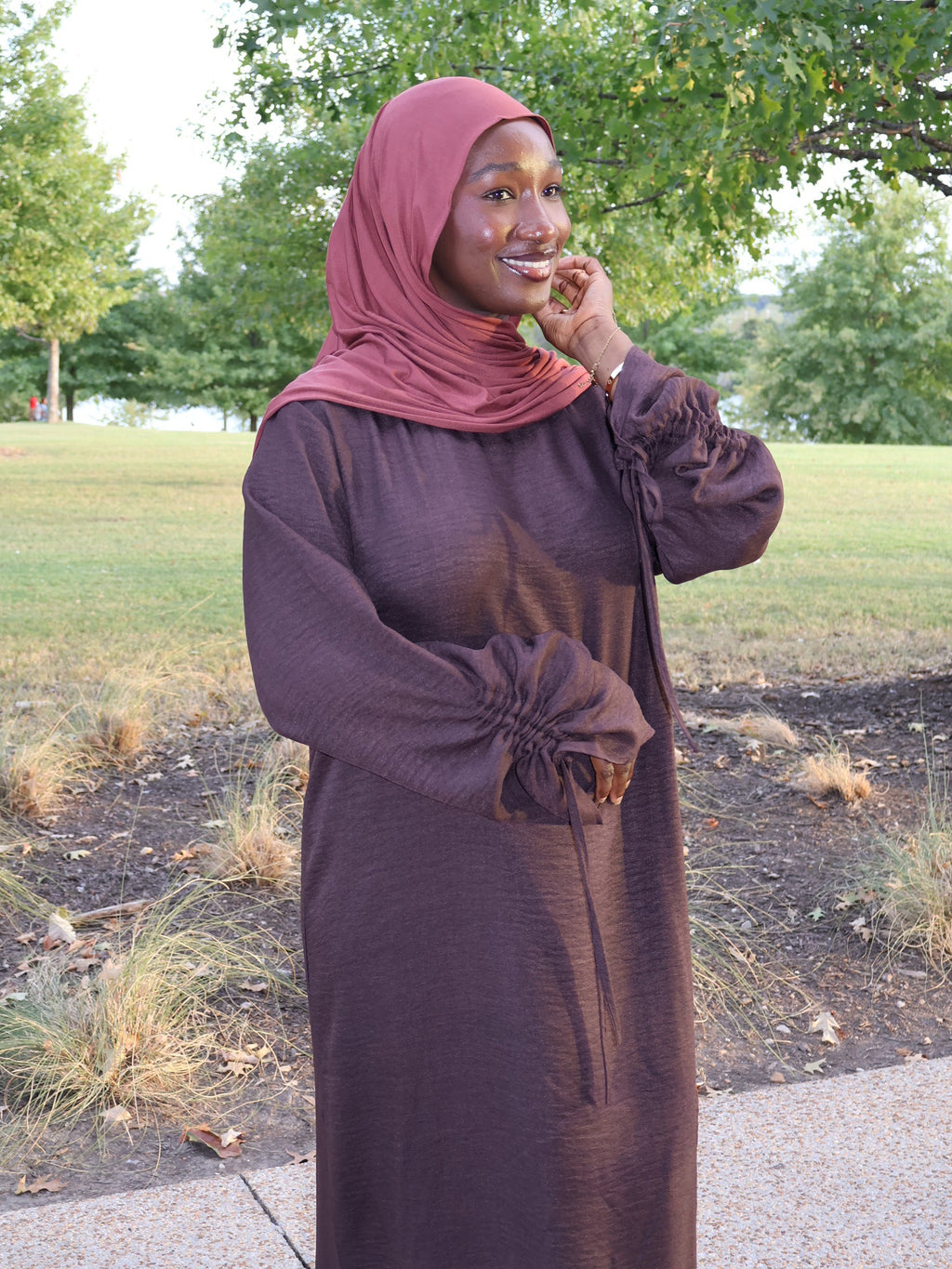 Rihla Scrunch Essential Abaya
