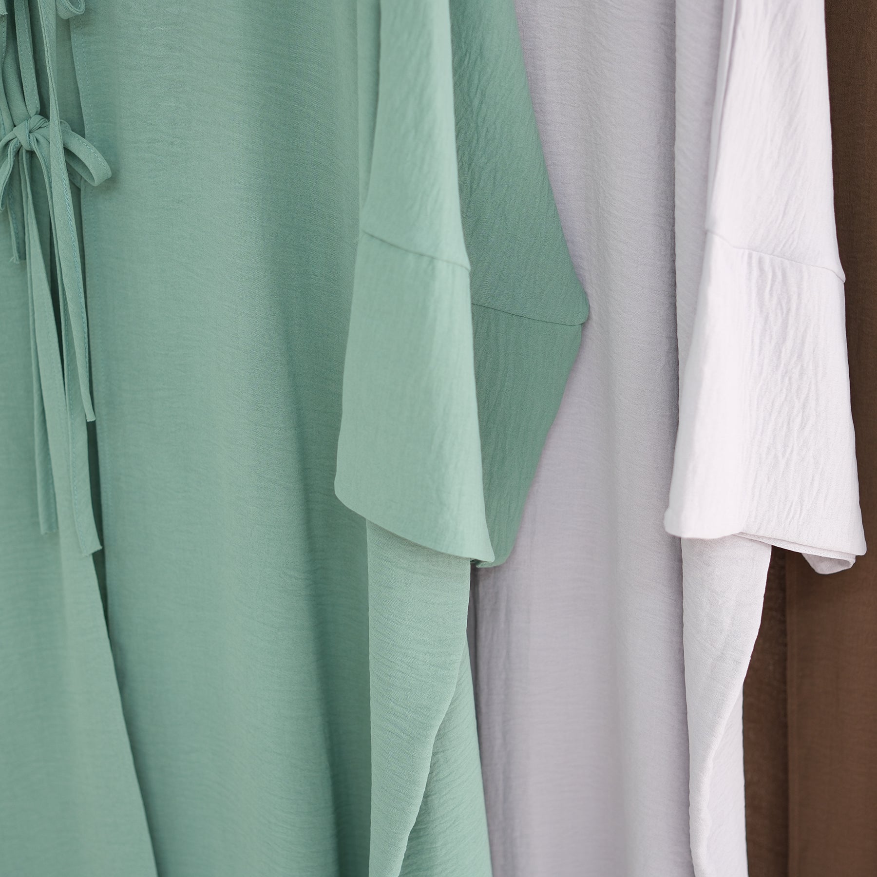 Sahar Ribbon-Tied Abaya
