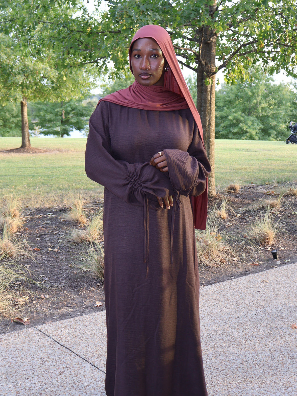 Rihla Scrunch Essential Abaya