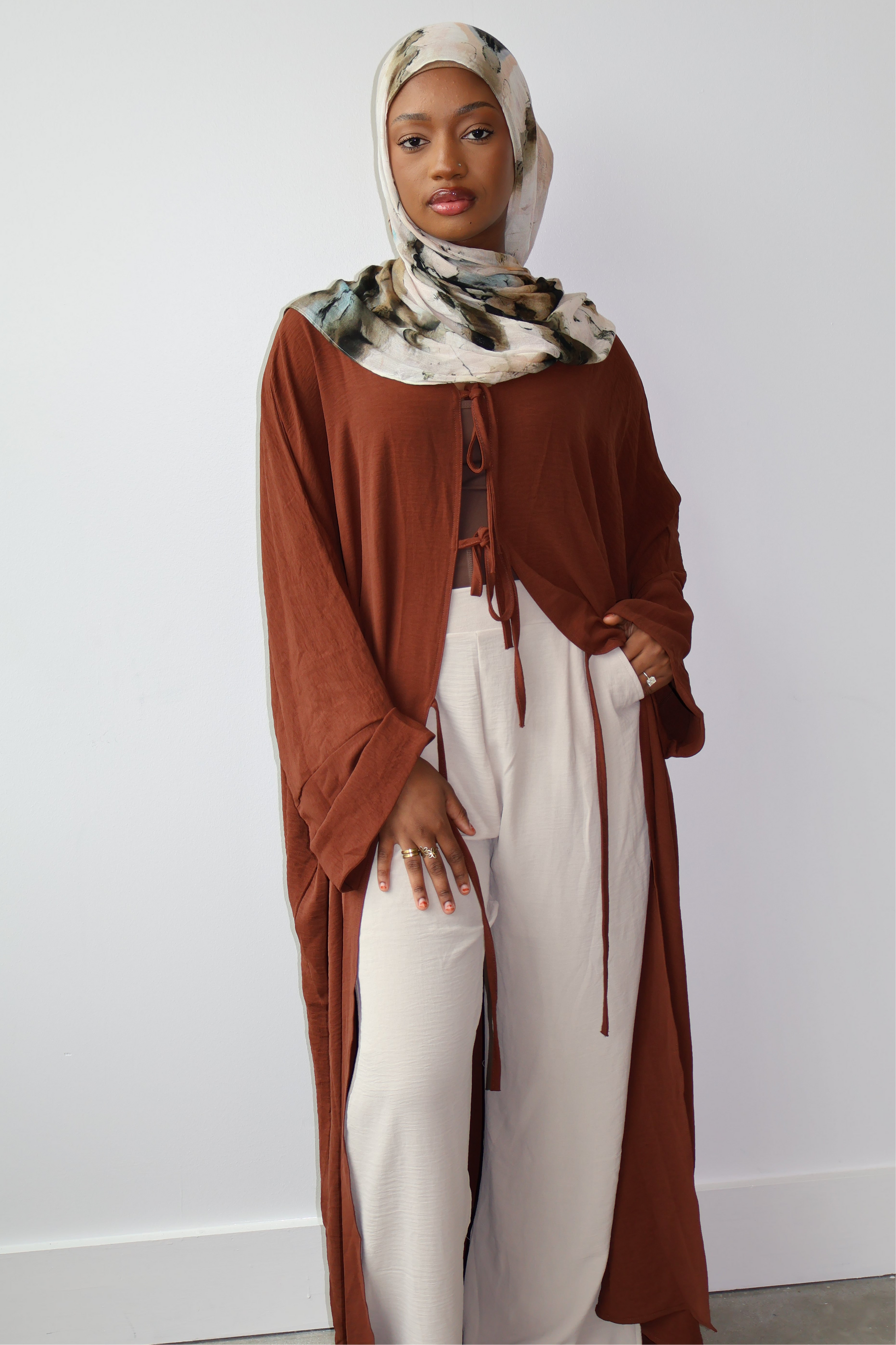 Sahar Ribbon-Tied Abaya