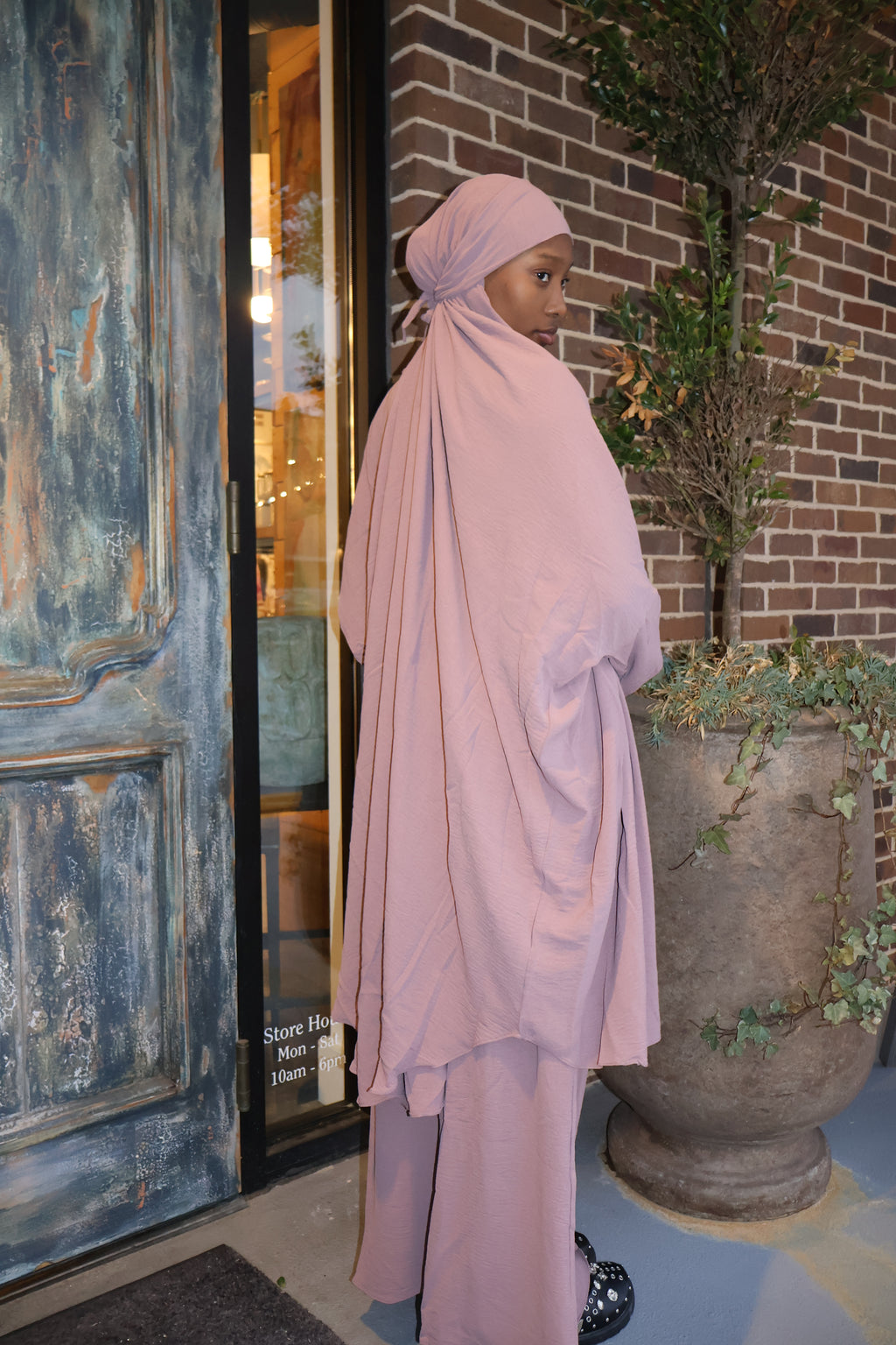 Amira Crepe Jilbab Set