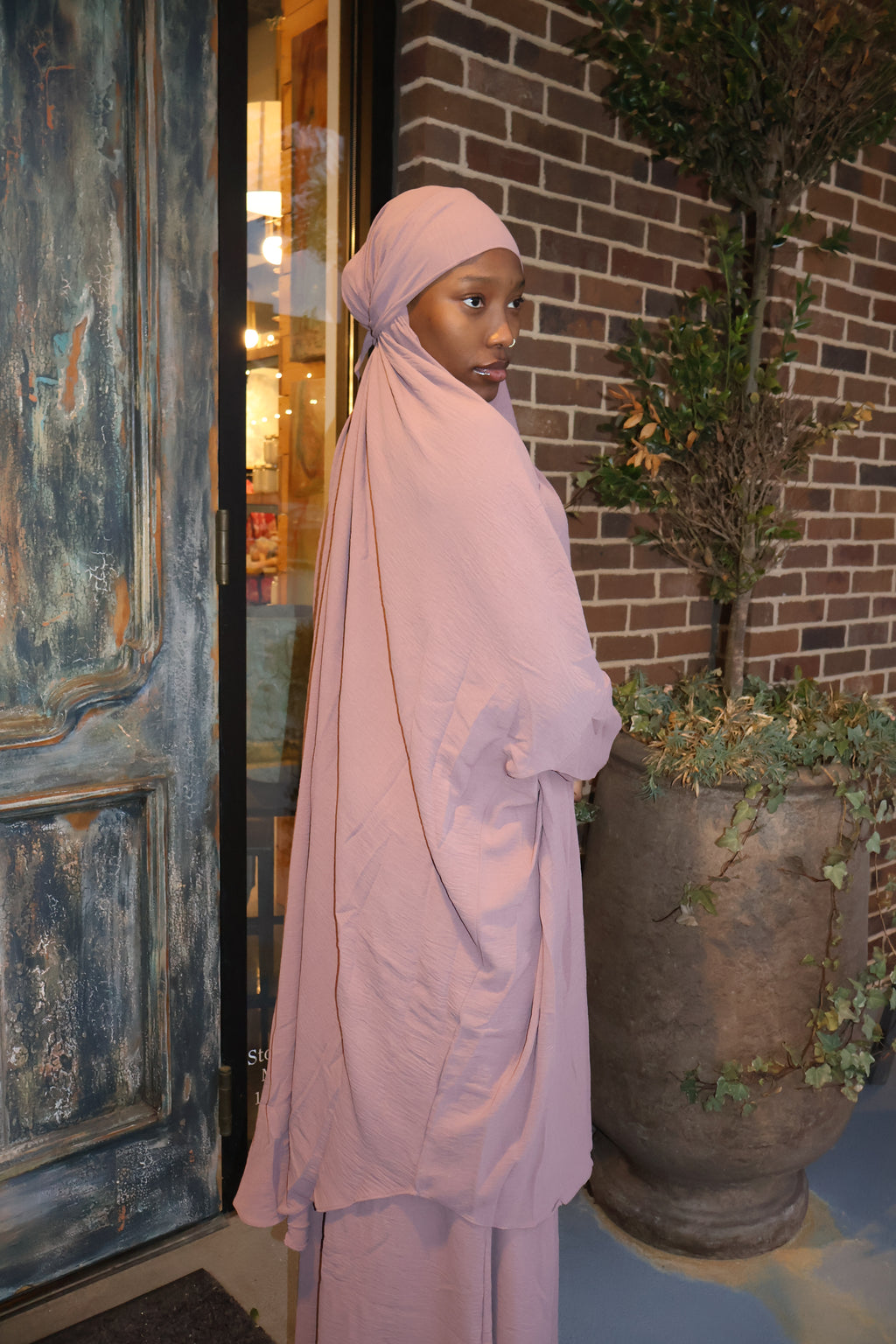 Amira Crepe Jilbab Set