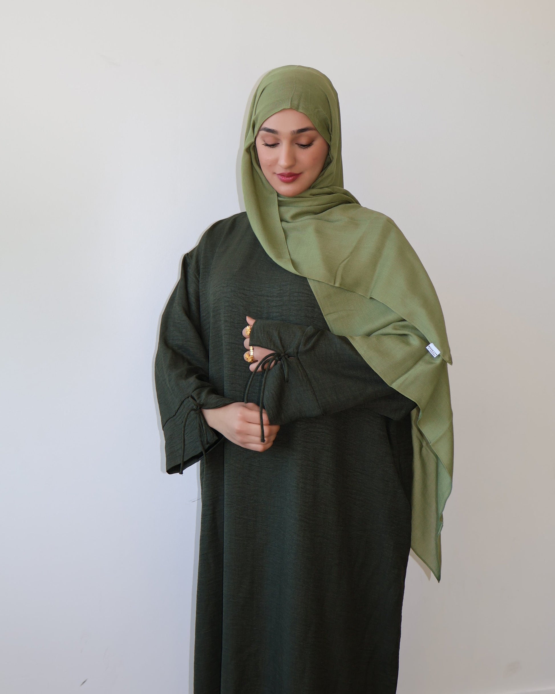 Rihla Ribbon Sleeve Abaya- Wide Fit Maxi