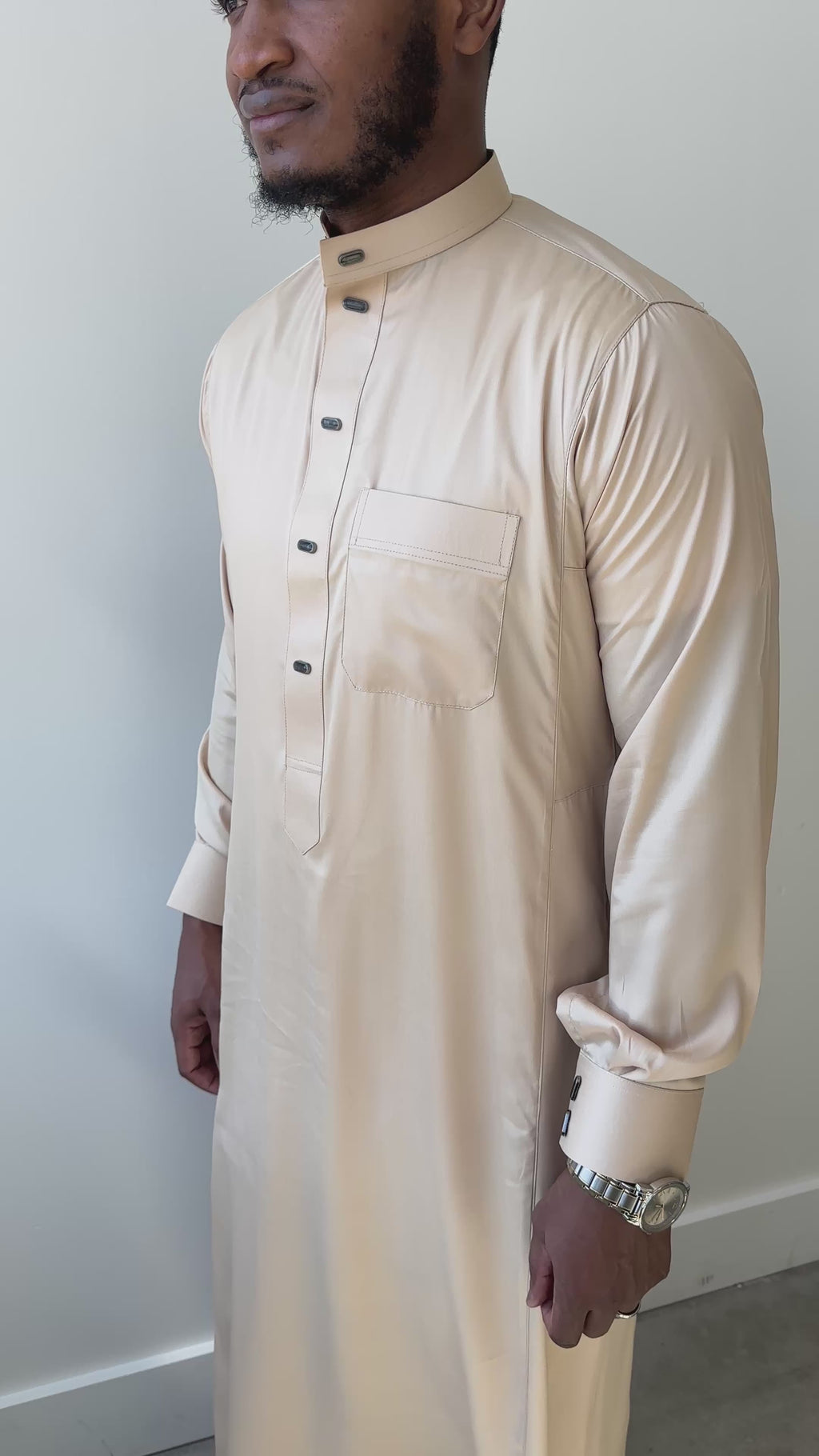 Al-Aseel Men’s Saudi Thobe- Neutrals